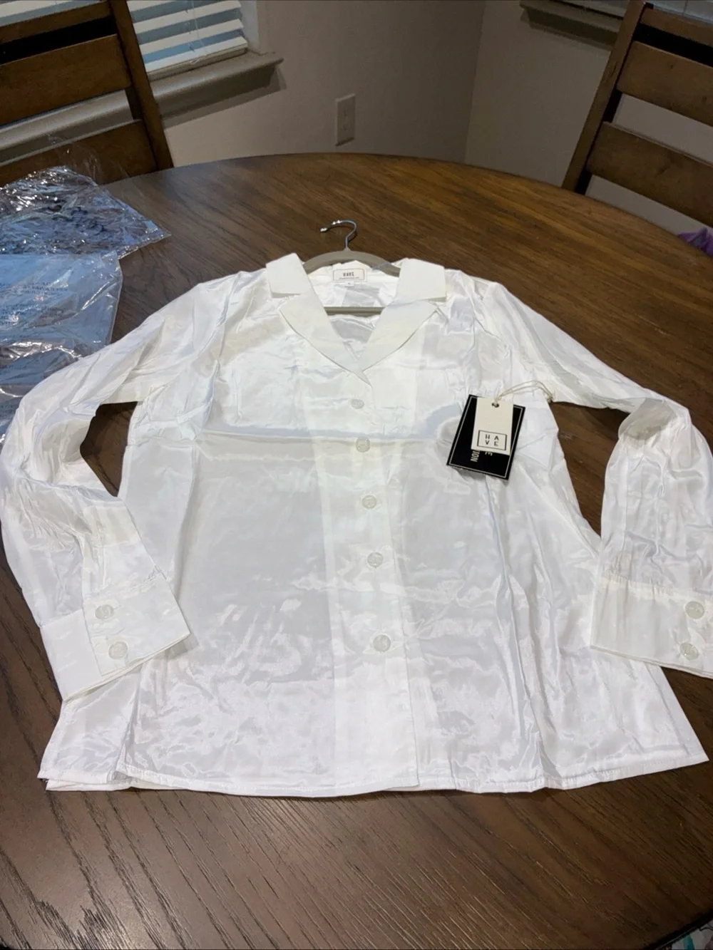 HAVE Shiny White Satin Button-Front Shirt - Picture 4 of 7